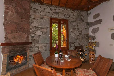 Ländliches Steinhaus mit privatem Pool