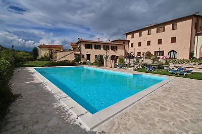Ferienhaus in Piobbico Marche mit Pool