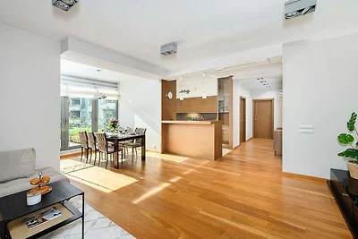 Parkseitige Wohnung mit privater Garage