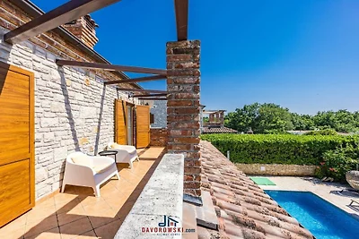 Villa in Čabrunići mit Schwimmbecken