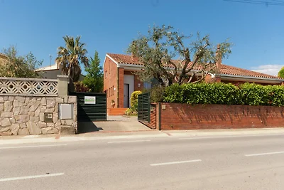 Schönes Ferienhaus mit Schwimmbad