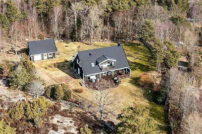 12 Personen Ferienhaus in Nösund-By Traum