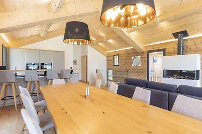 Üppiges Chalet mit privater Sauna