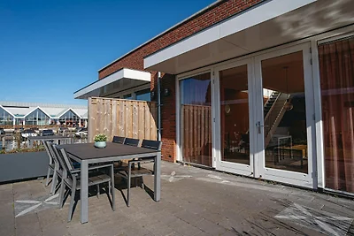 Modern toevluchtsoord aan het water