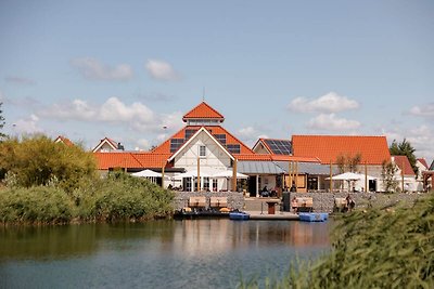 Freistehende Turmvilla mit Sauna, nahe dem...