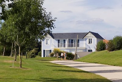 Charmantes Ferienhaus am Golfplatz gelegen