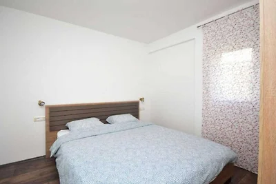 One Bedroom Apartment 1