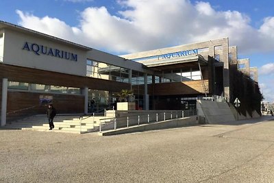 Luxusyacht in La Rochelle mit Terrasse