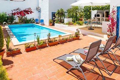 Villa in Carvoeiro in der Nähe von Rock Beach