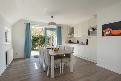 Umgestaltetes Haus mit Kastenbett, auf Texel,...