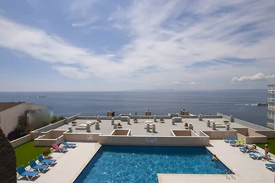 Apartment mit Meerblick in Roses in...