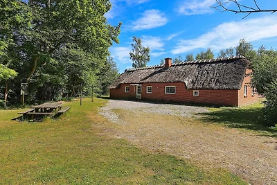 12 Personen Ferienhaus in Væggerløse-By Traum