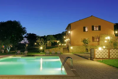 Elegante appartamento con piscina a 1 ora da...