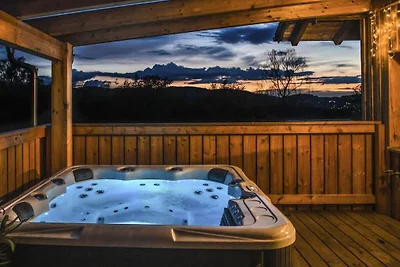 Hütte in Zachenberg mit Schwimmbecken
