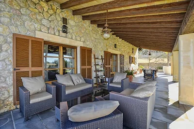 Ferienhaus in Ariany mit Schwimmbad
