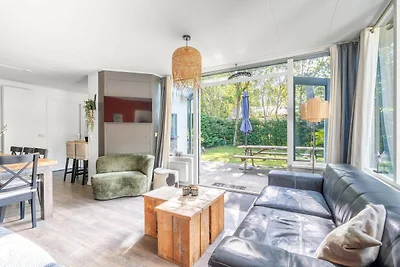 Geschmackvoll eingerichteter Bungalow für 6 P...