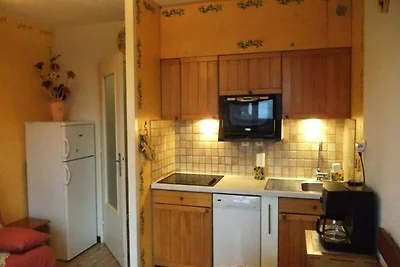 Studio für 4 Personen, Center Station