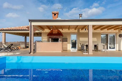 Schönes Ferienhaus in Novigrad mit privatem...