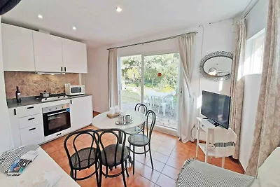 Bungalow near beach of Llafranc