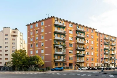Wohnung in Bologna mit Balkon und Parken