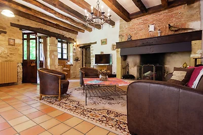 Grande casa colonica con giardino privato
