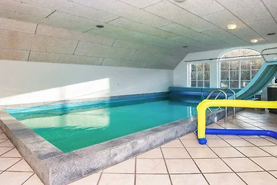 Luxuriöses Refugium mit Pool
