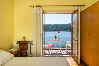 Villa Malfi - Double Room with Sea View (S1)