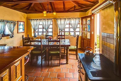 Wohnung in El Tanque mit Garten