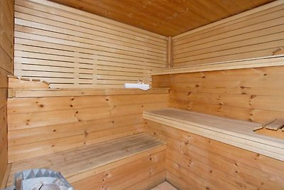 Schönes Chalet mit Sauna und privatem Pool in...