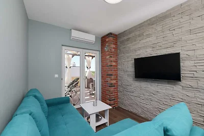 Einzimmerwohnung mit Whirlpool