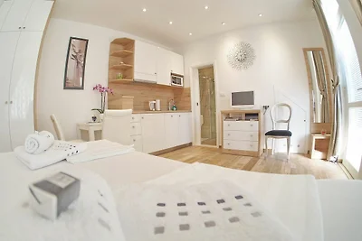 Apartments Sweet Escape- Studio Apartment wit...