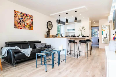 2-Zimmer-Apartment mit Terrasse, 8 Gehminuten...