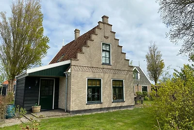 Villa mit Whirlpool in der Nהhe des...