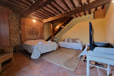 Casa vacanze rustica a Pontedera con piscina ...
