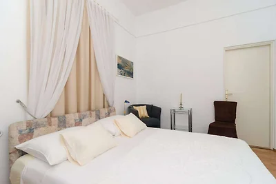 Villa Gemma - Four Bedroom Villa with Terrace...