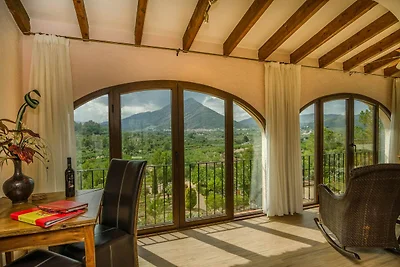 Accogliente villa con piscina privata a...
