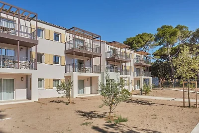 Appartement in Giens met Zwembad & Strand