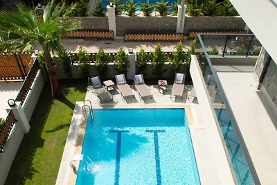 Villa in Antalya with swimming pool