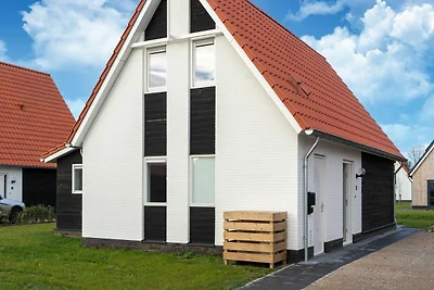 Ferienhaus in Scherpenisse mit Garten