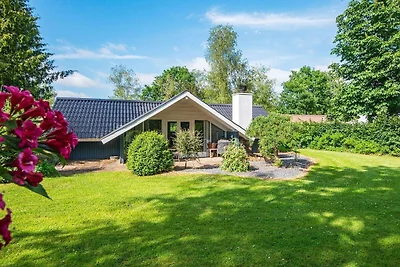 Abgeschiedenes Paradies am Kvie-See-By Traum