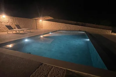 Villa con 2 camere da letto