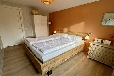 Moderner Bungalow in Strandnähe mit Aussicht