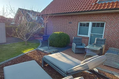 Ferienhaus in Hage mit Schwimmbecken