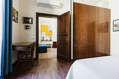 Grimaldi 8 Apartment