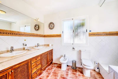 Villa bei Marbella mit beheiztem Pool