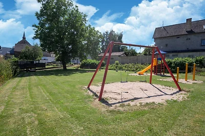 Vakantiehuis in Roes met terras