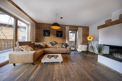 Chalet in Neukirchen near Ski Lift