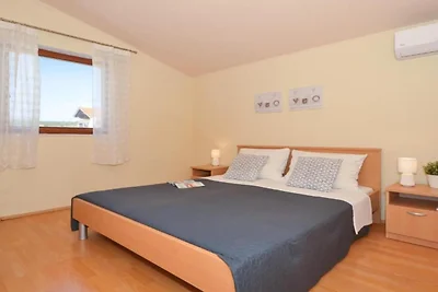 Apartments Nina - One Bedroom Apartment with ...