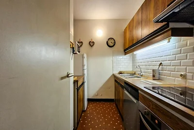 Komfortable und helle Wohnung · Am Fuße der P...