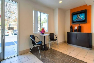 2 tweepersoonsbedden | Rowland Heights